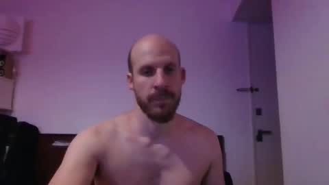 Snapshot of elmatirestrepo chatting on 01-01-25, 05:22 Mati Restrepo online show from 01-01-25, 05:22