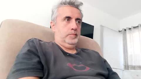 Snapshot of elmejorfvb2 chatting on 01-22-25, 06:10 fer online show from 01-22-25, 06:10