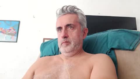 Snapshot of elmejorfvb2 chatting on 02-03-25, 09:18 fer online show from 02-03-25, 09:18