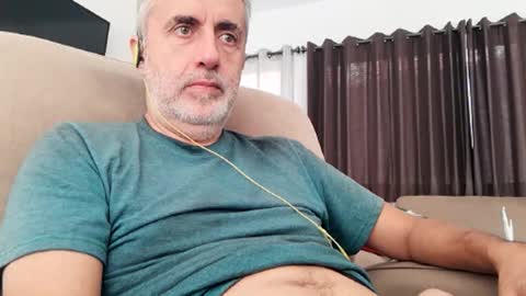 Snapshot of elmejorfvb2 chatting on 12-17-25, 06:14 fer online show from 12-17-25, 06:14