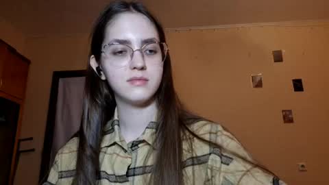 Kate online show from 04-24-26, 01:24