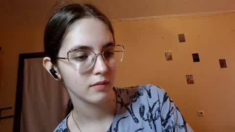 Kate online show from 06-07-26, 09:46