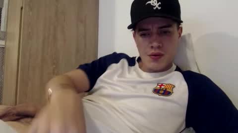 elmono33 online show from 01-25-25, 07:49