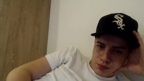 elmono33 online show from 02-09-25, 02:49