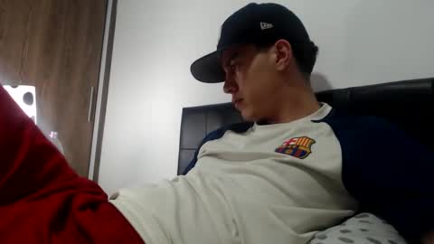 elmono33 online show from 09-09-25, 04:34