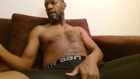 My name is Elmore. Please say hello I like to chat with you. If you have requests or dirty talk please use tip online show from 02-10-25, 04:19