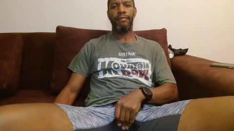 My name is Elmore. Please say hello I like to chat with you. If you have requests or dirty talk please use tip online show from 02-19-25, 02:55