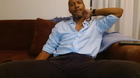 My name is Elmore. Please say hello I like to chat with you. If you have requests or dirty talk please use tip online show from 03-12-25, 02:52