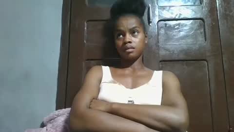 elodie228680 online show from 05-08-26, 07:36