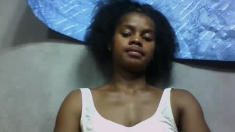 elodie228680 online show from 05-15-26, 04:36