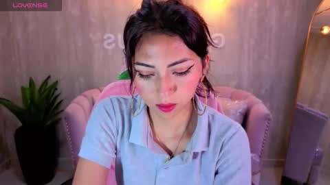 Elody  online show from 12-19-25, 03:13