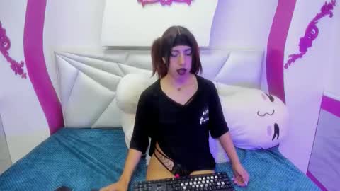 Eloisa  online show from 04-09-26, 02:22