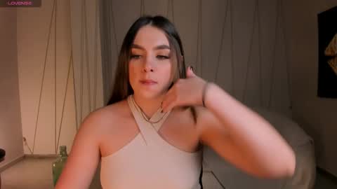 ELOISA OLIVERO online show from 11-09-25, 07:01