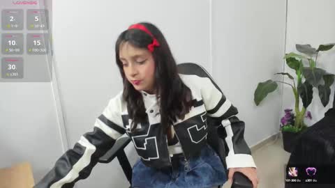 ELOISE  online show from 10-20-25, 11:32