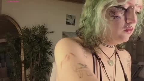 Eloise  . online show from 03-22-26, 08:01