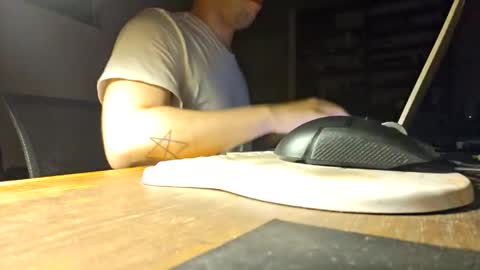 elriclust online show from 04-24-26, 10:23