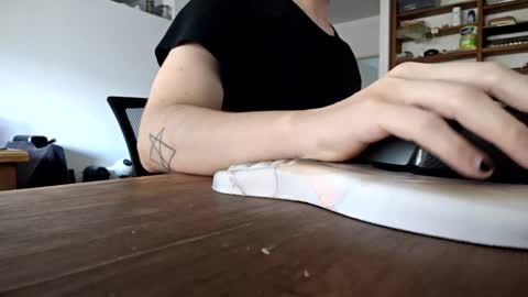 elriclust online show from 04-27-26, 12:14