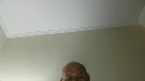 Snapshot of els288715 chatting on 06-03-26, 10:04 els288715 online show from 06-03-26, 10:04
