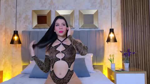 Isabela Martinez online show from 03-14-26, 03:45