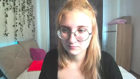 Elsa  online show from 01-30-25, 06:56