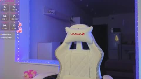 Elsa online show from 02-25-26, 05:06