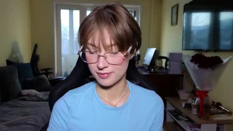 elsaangel online show from 02-15-26, 10:47