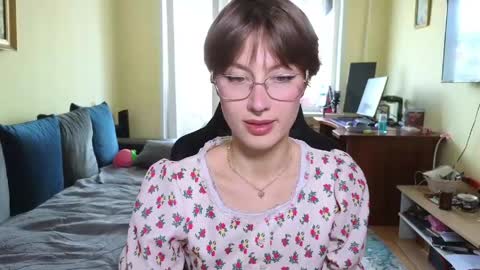 elsaangel online show from 04-18-26, 07:23