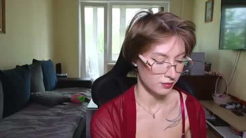 Snapshot of elsaangel chatting on 05-23-26, 08:18 elsaangel online show from 05-23-26, 08:18