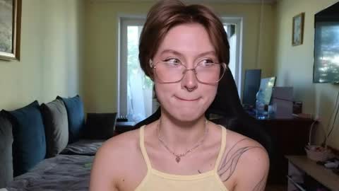 Snapshot of elsaangel chatting on 06-04-26, 03:56 elsaangel online show from 06-04-26, 03:56