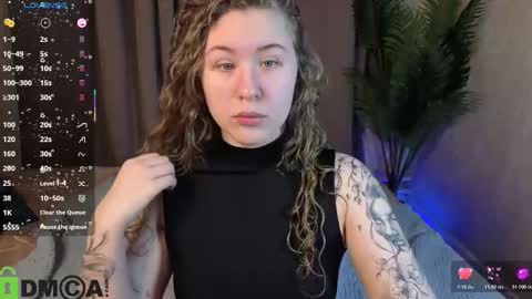 Elsie online show from 01-14-26, 01:11