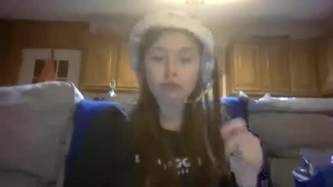 Elsie Rain online show from 02-11-26, 12:26