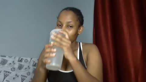 Snapshot of elsysmiley chatting on 02-04-25, 03:54 elsysmile online show from 02-04-25, 03:54