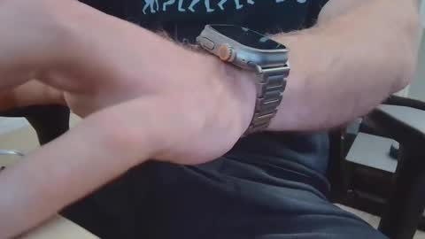 Snapshot of eltanke2206 chatting on 01-09-25, 07:08 alexgarg online show from 01-09-25, 07:08