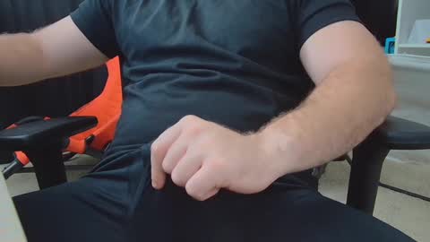 Snapshot of eltanke2206 chatting on 09-18-25, 08:00 alexgarg online show from 09-18-25, 08:00