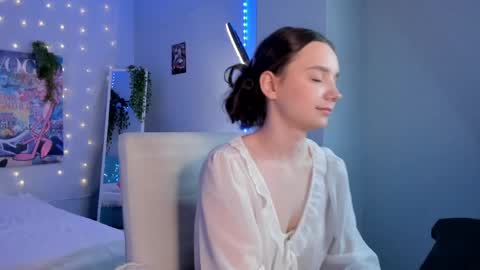 Snapshot of elvienne chatting on 06-06-26, 03:11 Elvienne online show from 06-06-26, 03:11
