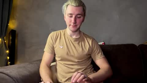 Elvin Vaenight online show from 11-27-25, 11:40