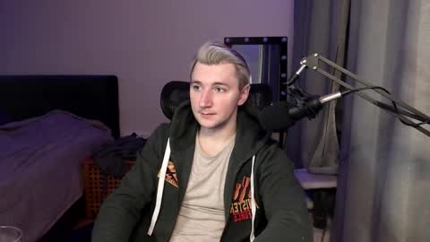 Elvin Vaenight online show from 11-29-25, 11:19