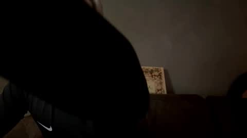 Elvin Vaenight online show from 12-21-25, 10:17