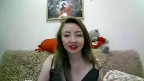 ElvinaSweet online show from 10-28-25, 05:44