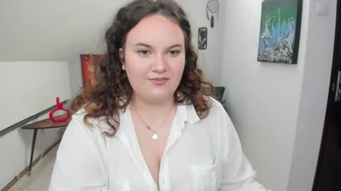 elvirajones online show from 03-03-26, 12:00