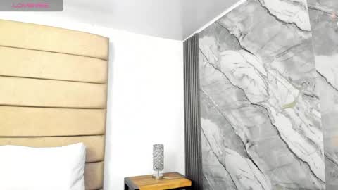 ely brown online show from 04-23-26, 04:03