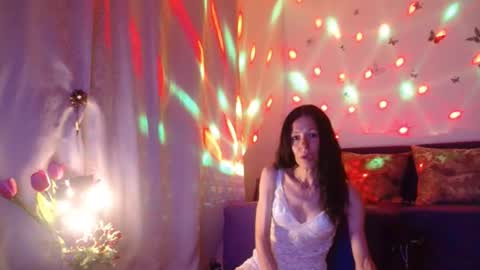 Elisa online show from 07-21-26, 07:16