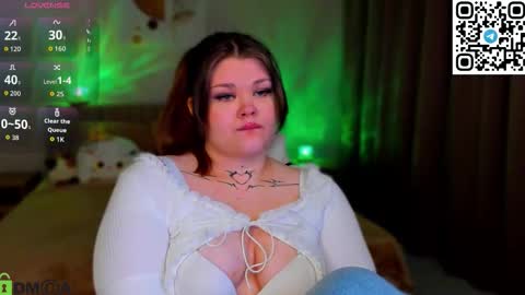 Eliza online show from 10-03-25, 03:03