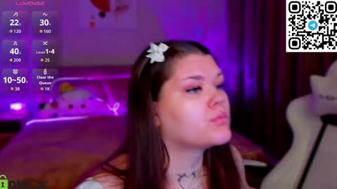 Eliza online show from 10-17-25, 02:48