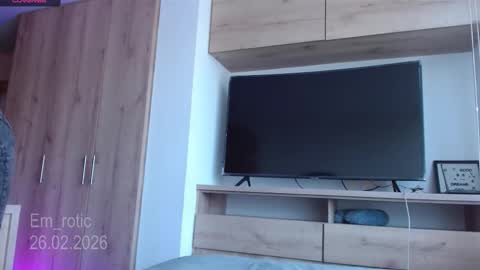 Emilia  online show from 02-26-26, 07:24