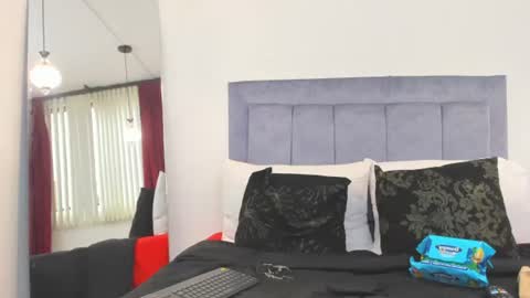 ema garcia  online show from 06-26-26, 03:16