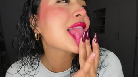 Ema online show from 04-10-26, 03:12