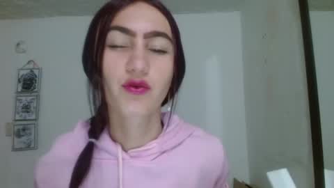 Snapshot of ember57607 chatting on 02-06-25, 11:21 ember57607 online show from 02-06-25, 11:21