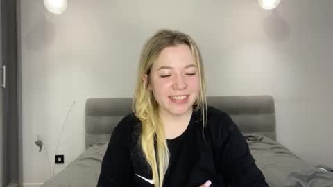 Alice online show from 12-05-25, 07:39