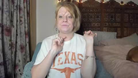 Ember Pheonixxx online show from 11-09-25, 04:55